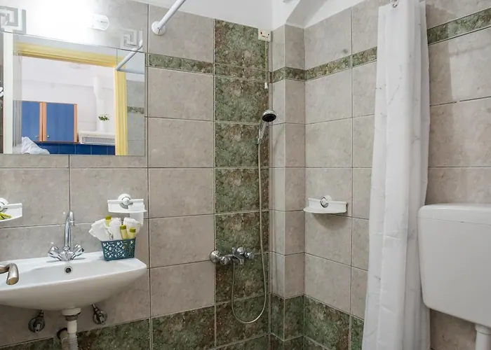 Anko & Anko 1 Pensión 3*